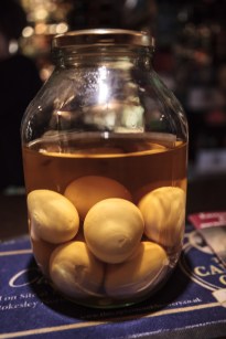 Pickled egg, ukiseljeno jaje, specijalitet britanskih pubova